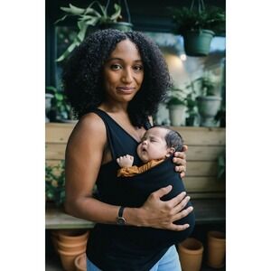 Lalabu Black Soothe Baby Wearing Tank Shirt Size Medium